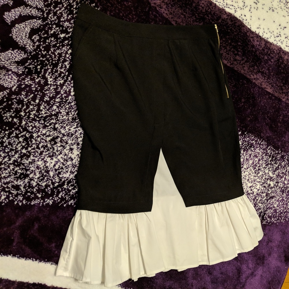 Black pencil skirt, with white ruffle!